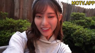 长相漂亮的女护士，模特身材，特写干净蝴蝶粉穴，跳蛋自慰大黑牛刺激
